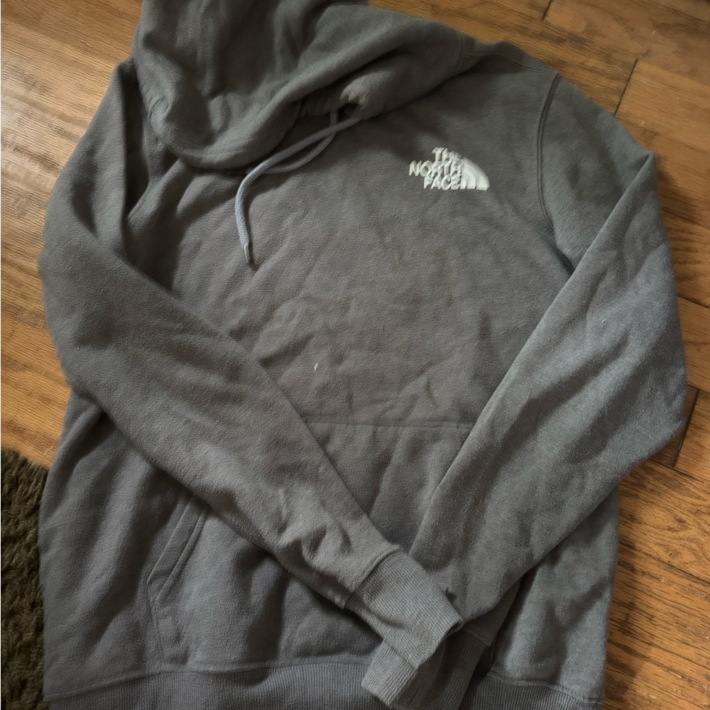 The North Face Gray Sweatshirt Classic Athletic Design